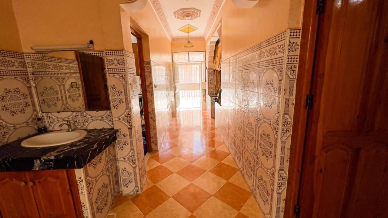 Dar Haut De Gamme Et A Un Prix Imaginaire Hostcom For Families Only Oujda Exterior foto