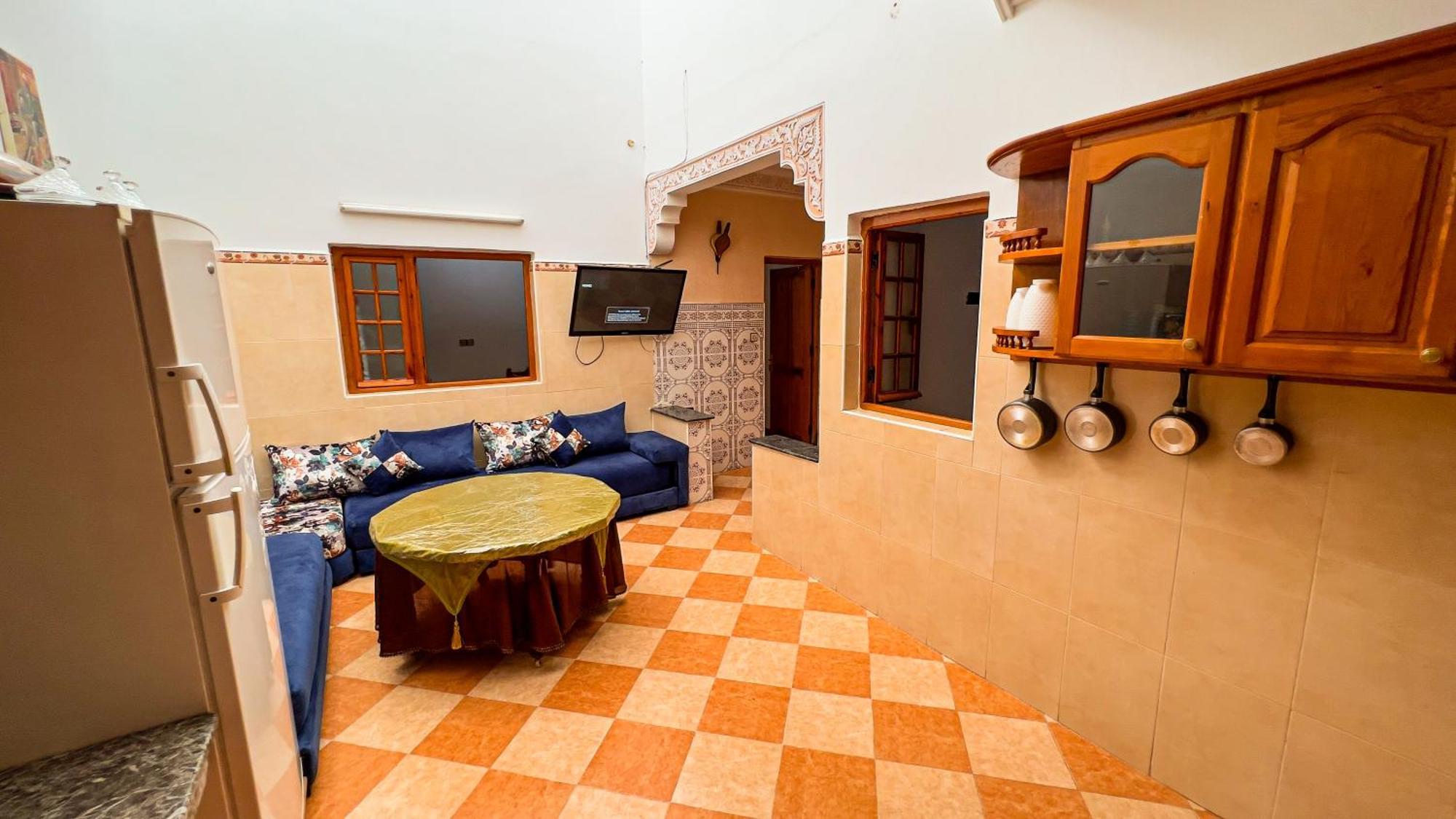 Dar Haut De Gamme Et A Un Prix Imaginaire Hostcom For Families Only Oujda Exterior foto